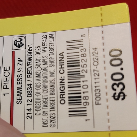 All In Motion Red Quarter-Zip Pullover, Xxl - Picture 3 of 11